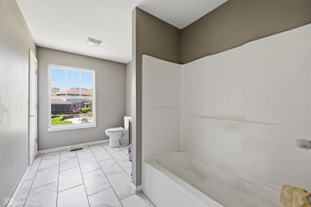 934 N Buck Creek Road, Greenfield, IN 46140