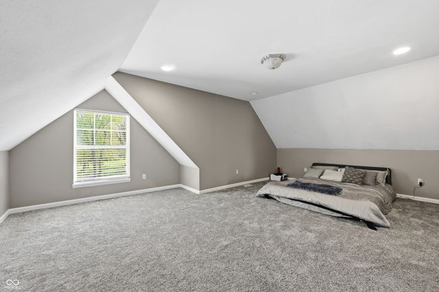 934 N Buck Creek Road, Greenfield, IN 46140