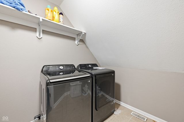 934 N Buck Creek Road, Greenfield, IN 46140