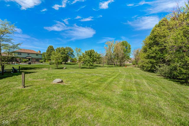 934 N Buck Creek Road, Greenfield, IN 46140