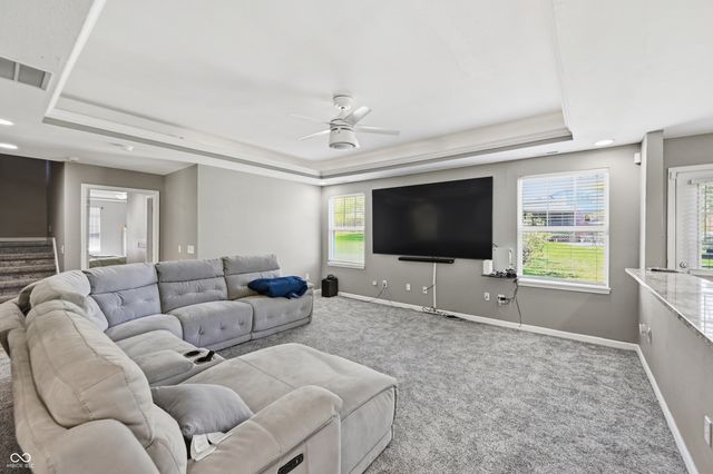 934 N Buck Creek Road, Greenfield, IN 46140