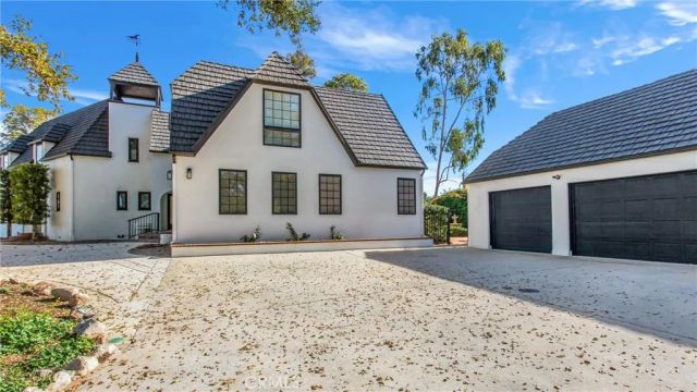 745 W Sunset Drive, Redlands, CA 92373