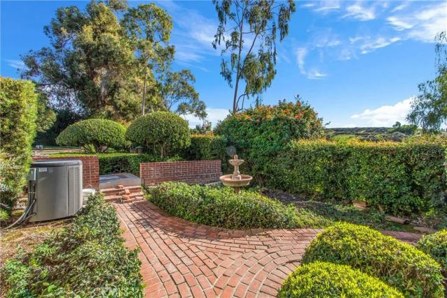 745 W Sunset Drive, Redlands, CA 92373