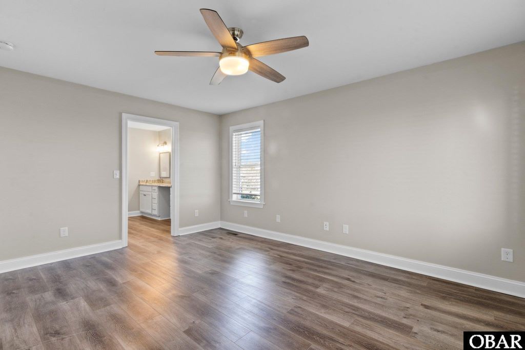 Image 11 of property listing at 1055 Waterlily Road, Coinjock, NC 27923