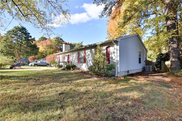 5444 Lawrence CT, Virginia Beach, VA 23462