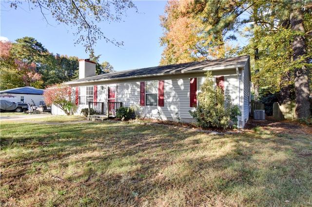 5444 Lawrence CT, Virginia Beach, VA 23462