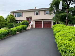 116 Lafayette Place, South Plainfield, NJ 07080