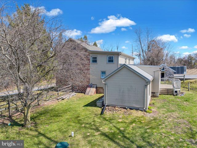 210 ALLEGHENYVILLE RD, Mohnton, PA 19540