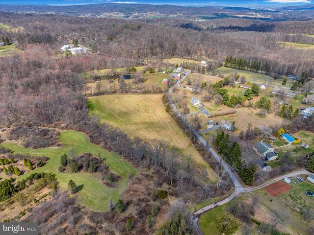 210 ALLEGHENYVILLE RD, Mohnton, PA 19540
