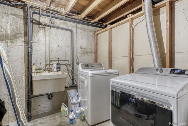 7464 E Colgate Place, Denver, CO 80231