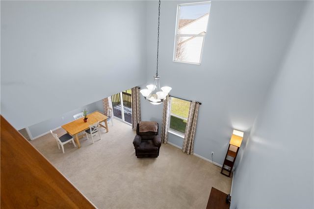 410 Suncrest Dr, Cranberry Twp, PA 16066