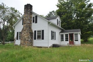 33 Chestnut Land Road, New Milford, CT 06776
