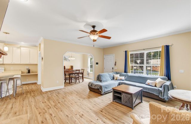 40 Liberty Road, Candler, NC 28715