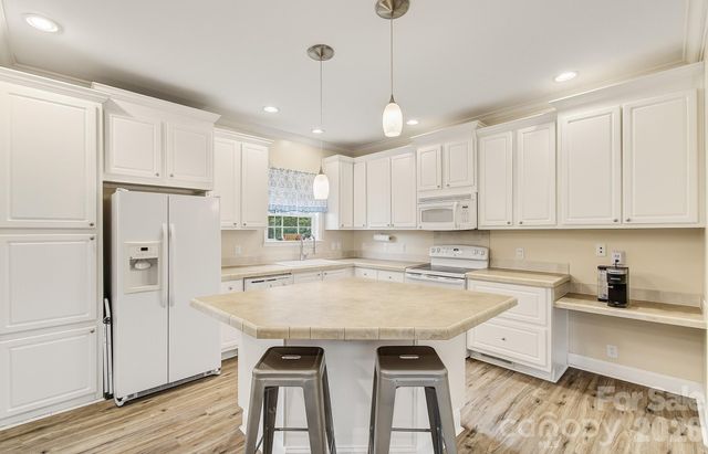 40 Liberty Road, Candler, NC 28715