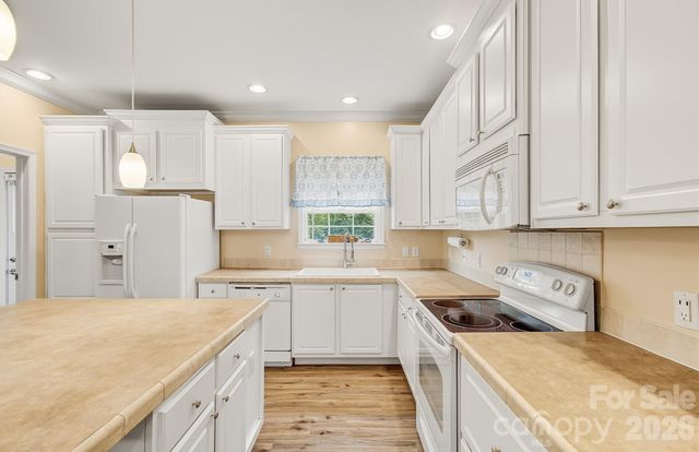 40 Liberty Road, Candler, NC 28715