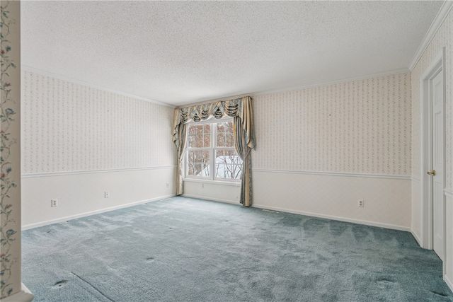 606 Beaver Hollow Ct SE, Cedar Rapids, IA 52403