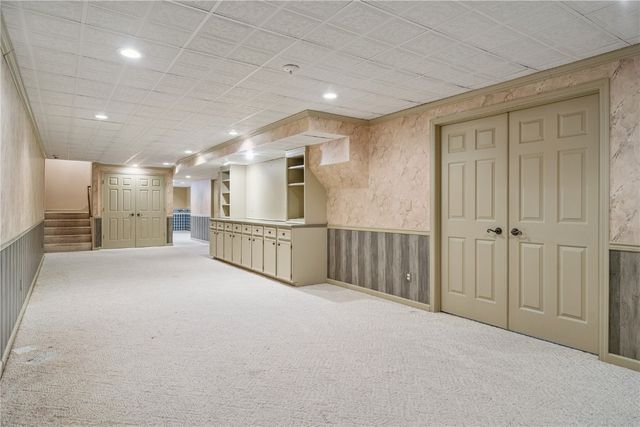 606 Beaver Hollow Ct SE, Cedar Rapids, IA 52403