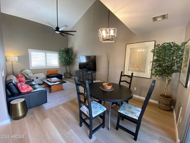 7978 W BECK Lane, Peoria, AZ 85382