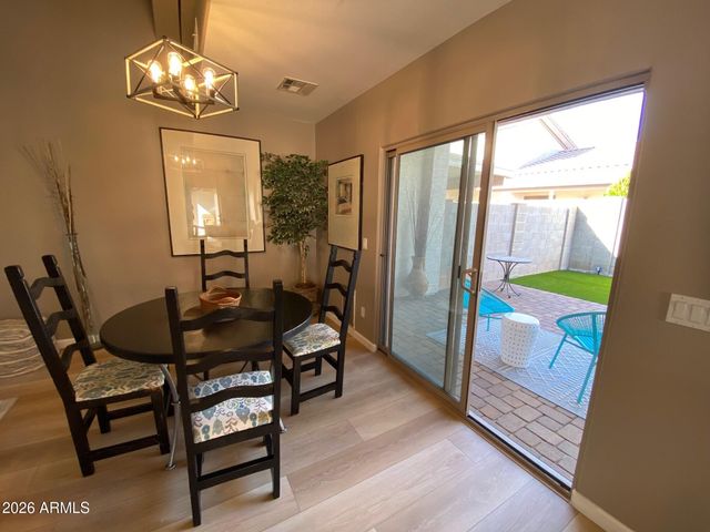 7978 W BECK Lane, Peoria, AZ 85382