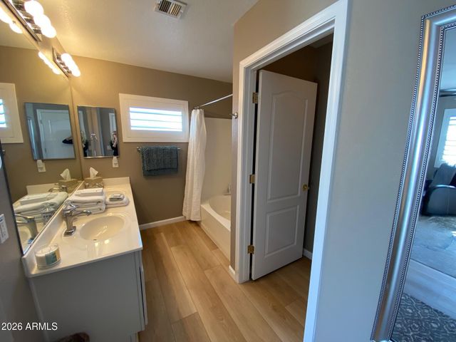 7978 W BECK Lane, Peoria, AZ 85382