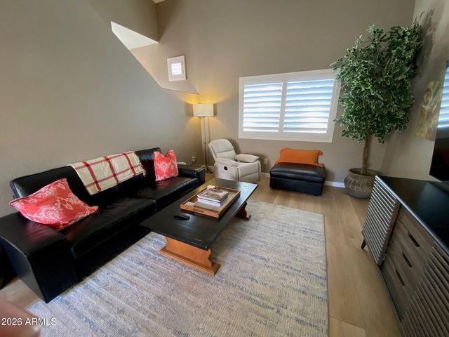 7978 W BECK Lane, Peoria, AZ 85382