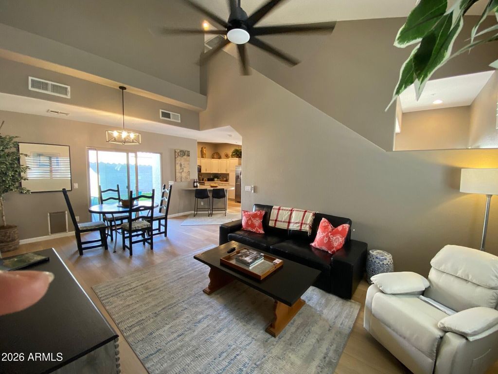 7978 W BECK Lane, Peoria, AZ 85382