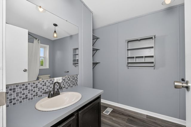 300 Pimlico Court, Crittenden, KY 41030