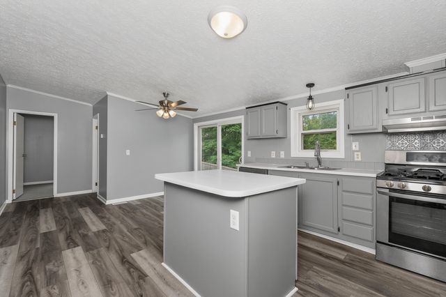 300 Pimlico Court, Crittenden, KY 41030