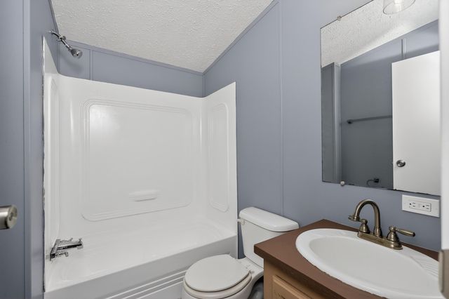 300 Pimlico Court, Crittenden, KY 41030