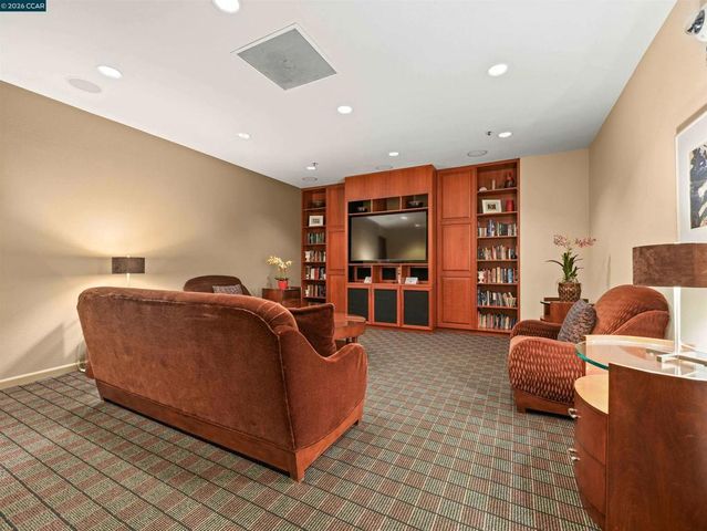 5855 Horton Street 526, Emeryville, CA 94608