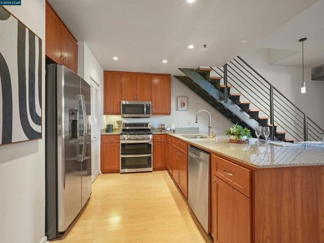 5855 Horton Street 526, Emeryville, CA 94608