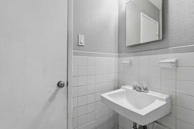 2910 Medical Arts ST 101-B, Austin, TX 78705