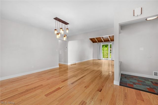 374 Bradley Road, Bay Village, OH 44140