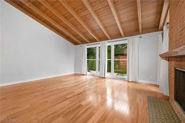 374 Bradley Road, Bay Village, OH 44140