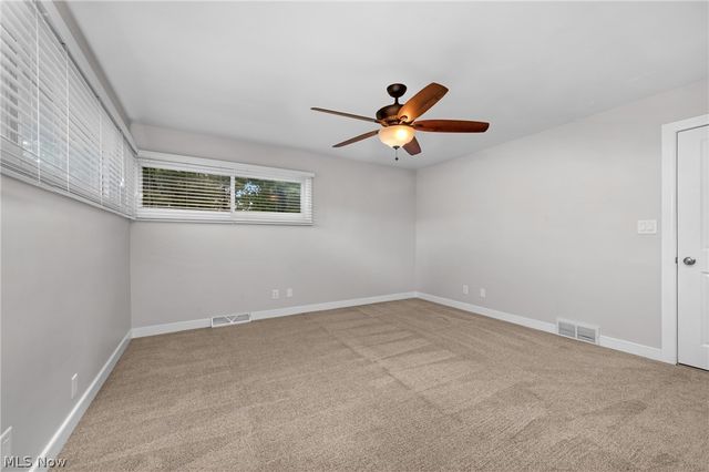 374 Bradley Road, Bay Village, OH 44140
