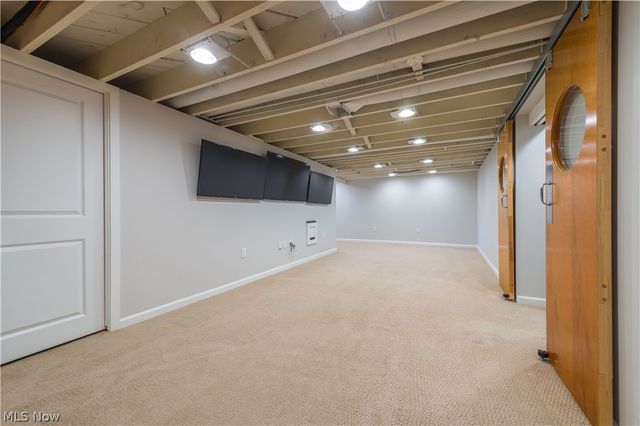 374 Bradley Road, Bay Village, OH 44140