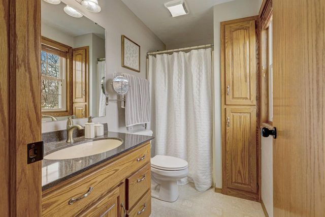 1248 DEER HAVEN DRIVE, Menasha, WI 54952