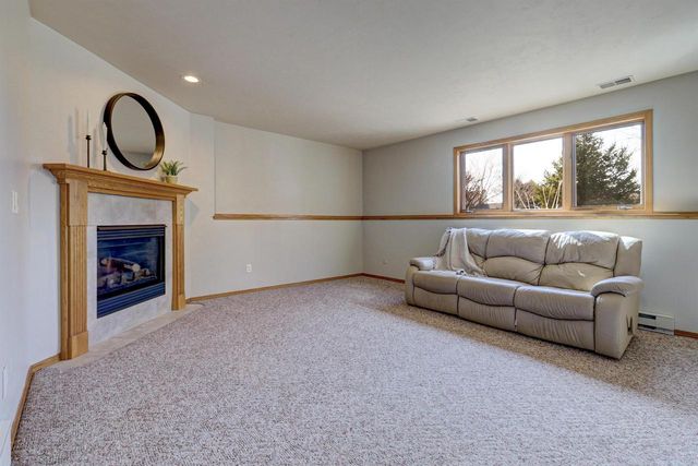 1248 DEER HAVEN DRIVE, Menasha, WI 54952