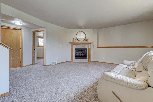 1248 DEER HAVEN DRIVE, Menasha, WI 54952