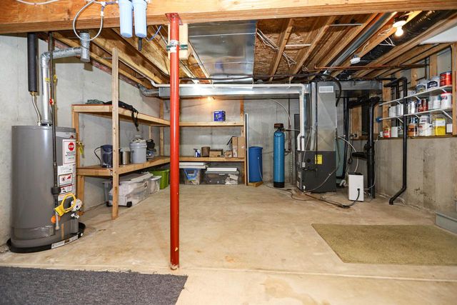 1248 DEER HAVEN DRIVE, Menasha, WI 54952