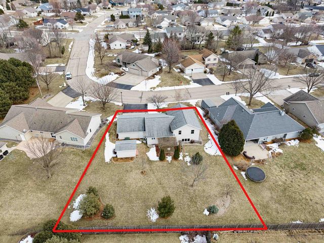 1248 DEER HAVEN DRIVE, Menasha, WI 54952