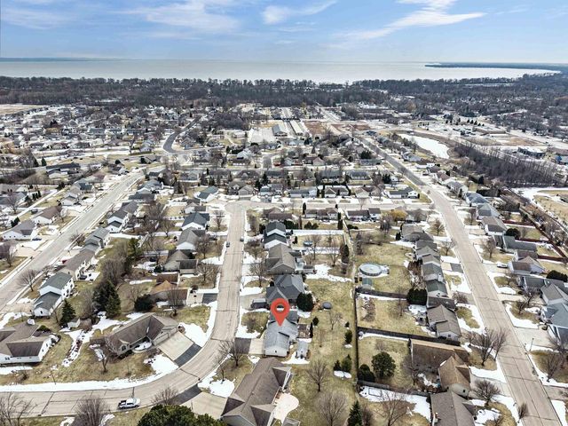 1248 DEER HAVEN DRIVE, Menasha, WI 54952