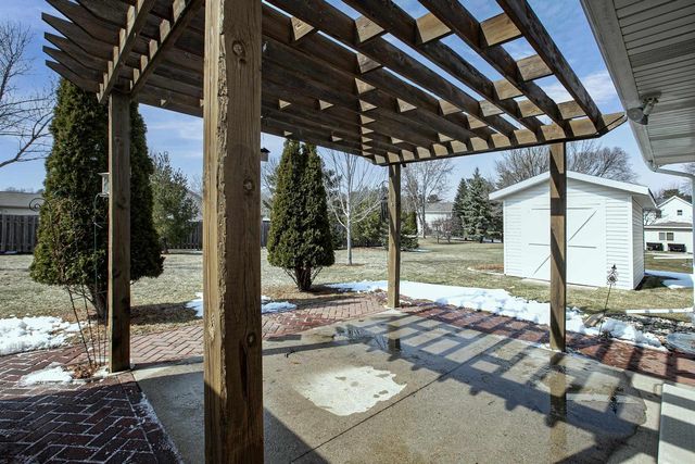 1248 DEER HAVEN DRIVE, Menasha, WI 54952