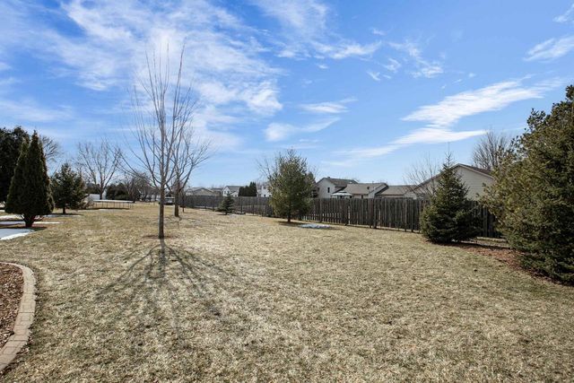 1248 DEER HAVEN DRIVE, Menasha, WI 54952