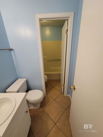 512 Lake Forest Boulevard 125G, Daphne, AL 36526