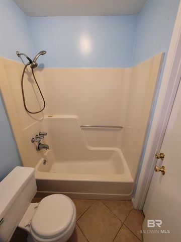 512 Lake Forest Boulevard 125G, Daphne, AL 36526