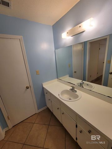 512 Lake Forest Boulevard 125G, Daphne, AL 36526