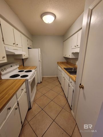 512 Lake Forest Boulevard 125G, Daphne, AL 36526