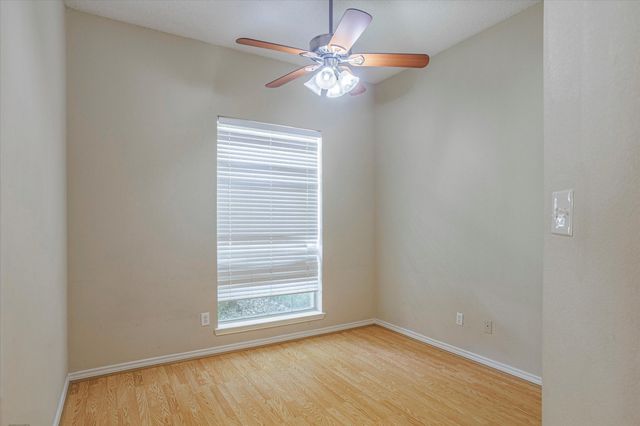 6951 Briarwood Drive, Fort Worth, TX 76132