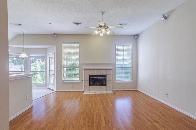 6951 Briarwood Drive, Fort Worth, TX 76132